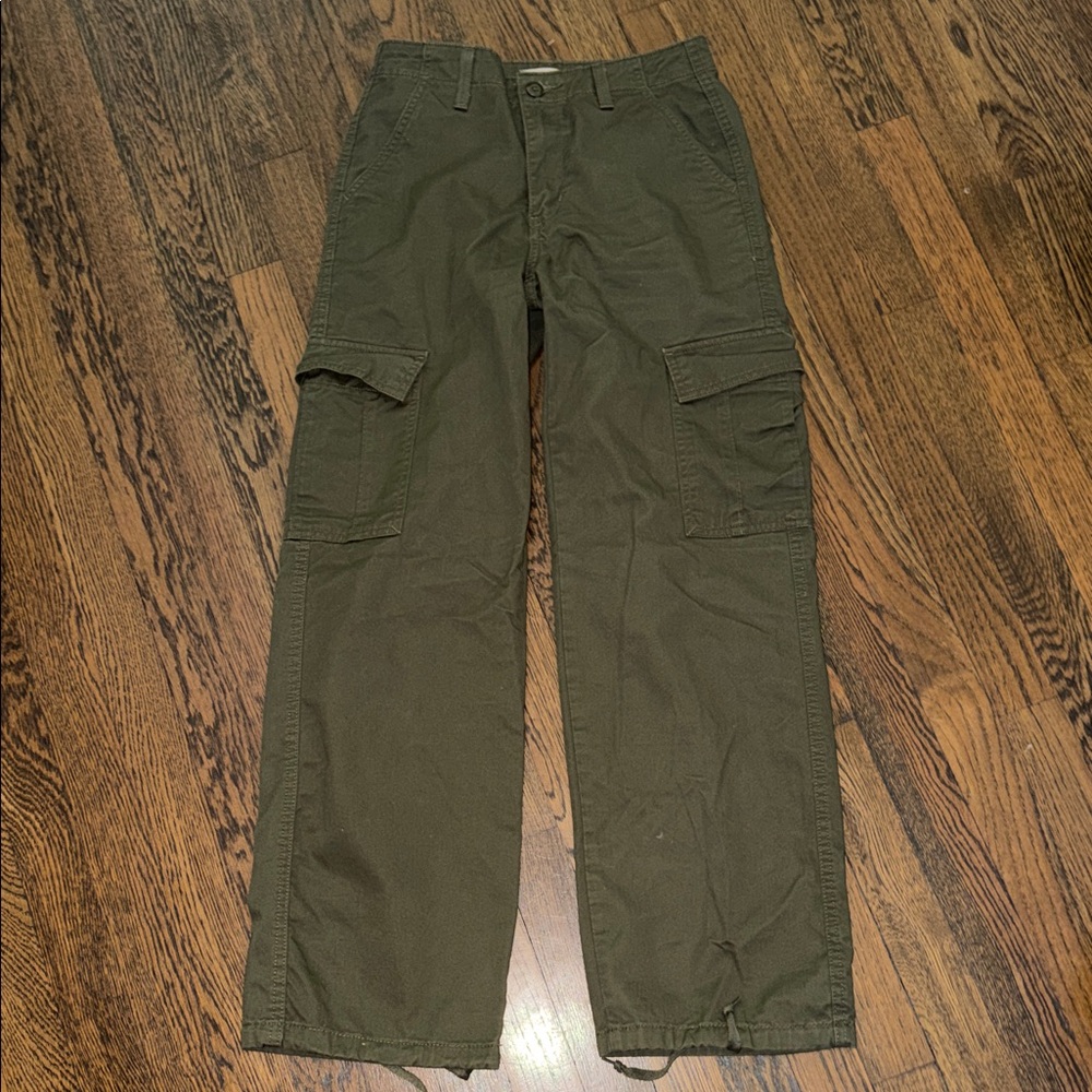Women’s Olive Cargo Pants - Classic Utility Style